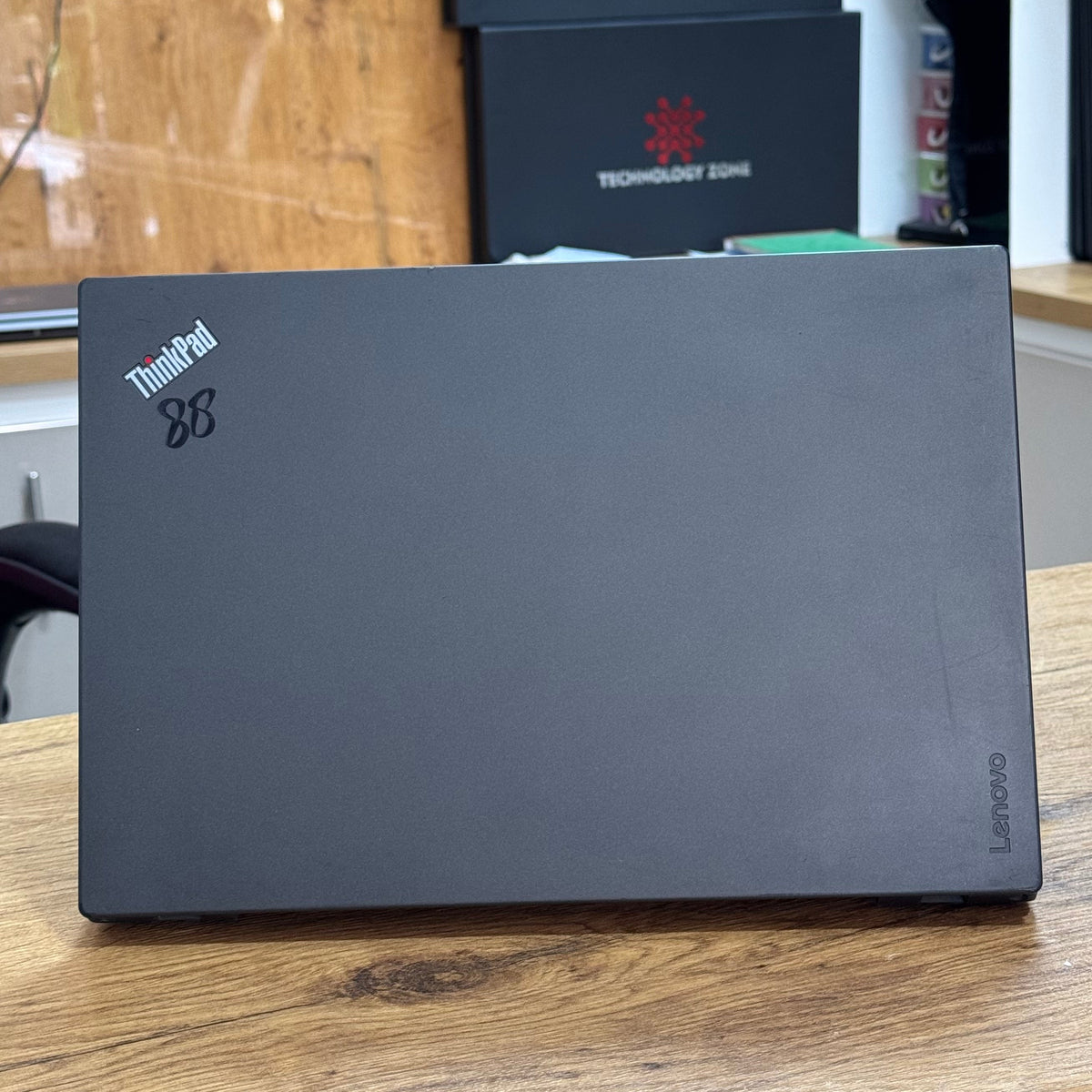 Lenovo ThinkPad X270 – 2-Core Intel Core i7 7th Gen | Compact Business Laptop – Certified | Checked by Technology Zone